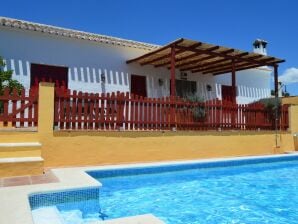 Ferienpark Spanischer Bauernhof mit eigenem Pool in Andalusien - Algarinejo - image1