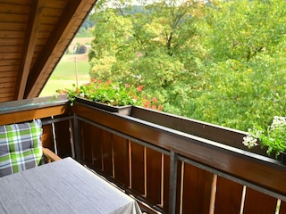 Balkon mit Sitzgelegenheit