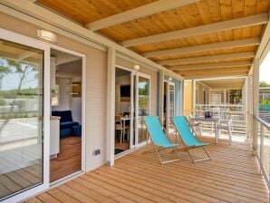 Ferienpark Caravanpark in Omisalj met swimmingpool