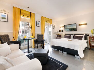 Ferienwohnung Gelbe Lilie - Villa Jugendglück