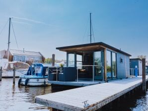 Vakantiepark Gezellige woonboot aan de rand van de jachthaven - Uitgeest - image1