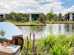 Parc de vacances Chalet de luxe avec sauna extérieur et spa, près de Cromvoirt et de la Veluwe - Cromvoirt - image1