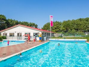 Holiday park Comfortable chalet in the dune area of Egmond aan Zee - Egmond aan Zee - image1