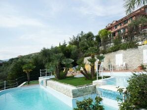 Parc de vacances Appartement dans la résidence Villa Giada à Imperia - Impéria - image1