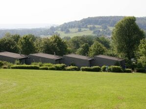 Parc de vacances Bungalow entretenu avec cheminée, à 4 km de Valkenburg - Walem - image1