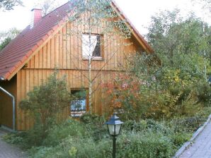 Holiday park Freistehendes Ferienhaus mit Holzofen im Bruchttal - Brakel - image1