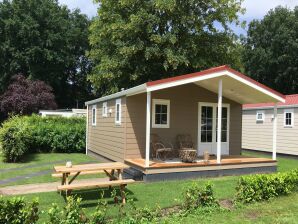 Holiday park Bungalow with a terrace at Bedafse Bergen - Uden - image1