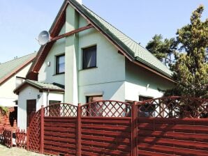 Holiday park Gemütliches  Ferienhaus mit Kamin in Lukecin - Łukęcin - image1