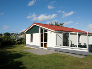 Holiday park Well-kept bungalow with dishwasher, 1.5 km. from the beach - Hollum - image1