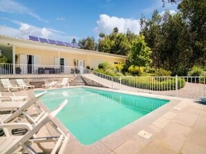 Cottage mit Gemeinschaftspool