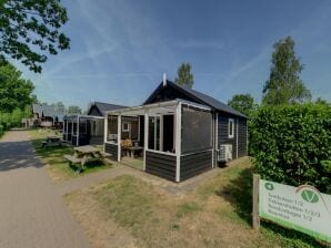 Vakantiepark Tent Lodge met overdekt terras, in groene omgeving - IJhorst - image1