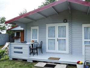 Holiday park Gemütlicher Bungalow auf einem Naturgrundstück in Wrzosowo - Dziwnowek - image1