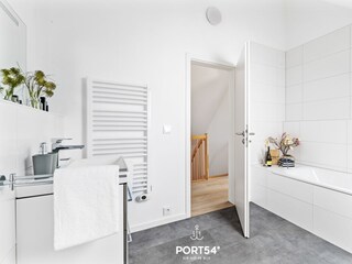 Badezimmer mit Badewanne