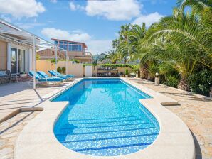 Schönes Ferienhaus in Alicante mit privatem Pool - Busot - image1