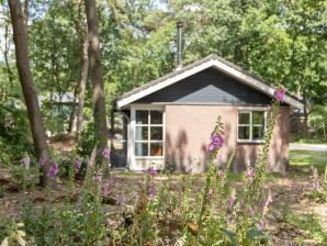 Parc de vacances Joli bungalow avec lave-vaisselle, dans un parc sans voiture - Vlierden - image1