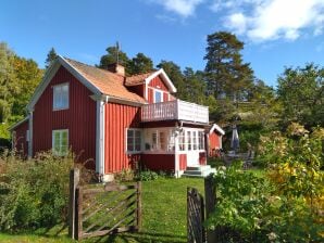 Holiday house Huset Lövhyddan - Loftahammar - image1