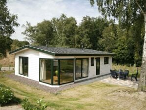 Holiday park Spacious chalet with dishwasher, 15km from Alkmaar - Oost-Graftdijk - image1