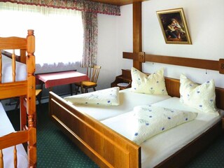 Appartement Uderns Équipement 15