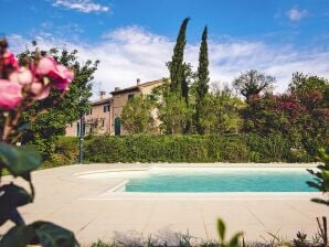 Parco vacanze Autentica casa di campagna Casale le Fontanelle con piscina e giardino a Montera - Monte Porzio - image1