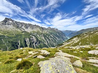 Wunderschöne Bergkulisse im Stilluptal