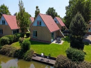 Holiday park Holiday Home with garden, 19 km. from Hoorn - Andijk - image1