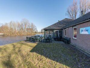 Vakantiepark Verzorgd ingerichte groepswoning met afwasmachine bij water - Gasselternijveen - image1