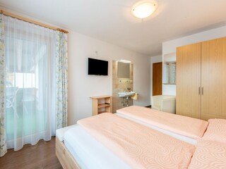 Apartment Uderns Ausstattung 25