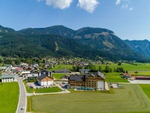 Holiday park Ferienwohnung in Gosau mit gemeinsamer Sauna - Gosau - image1