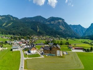 Holiday park Ferienwohnung in Gosau mit gemeinsamer Sauna - Gosau - image1