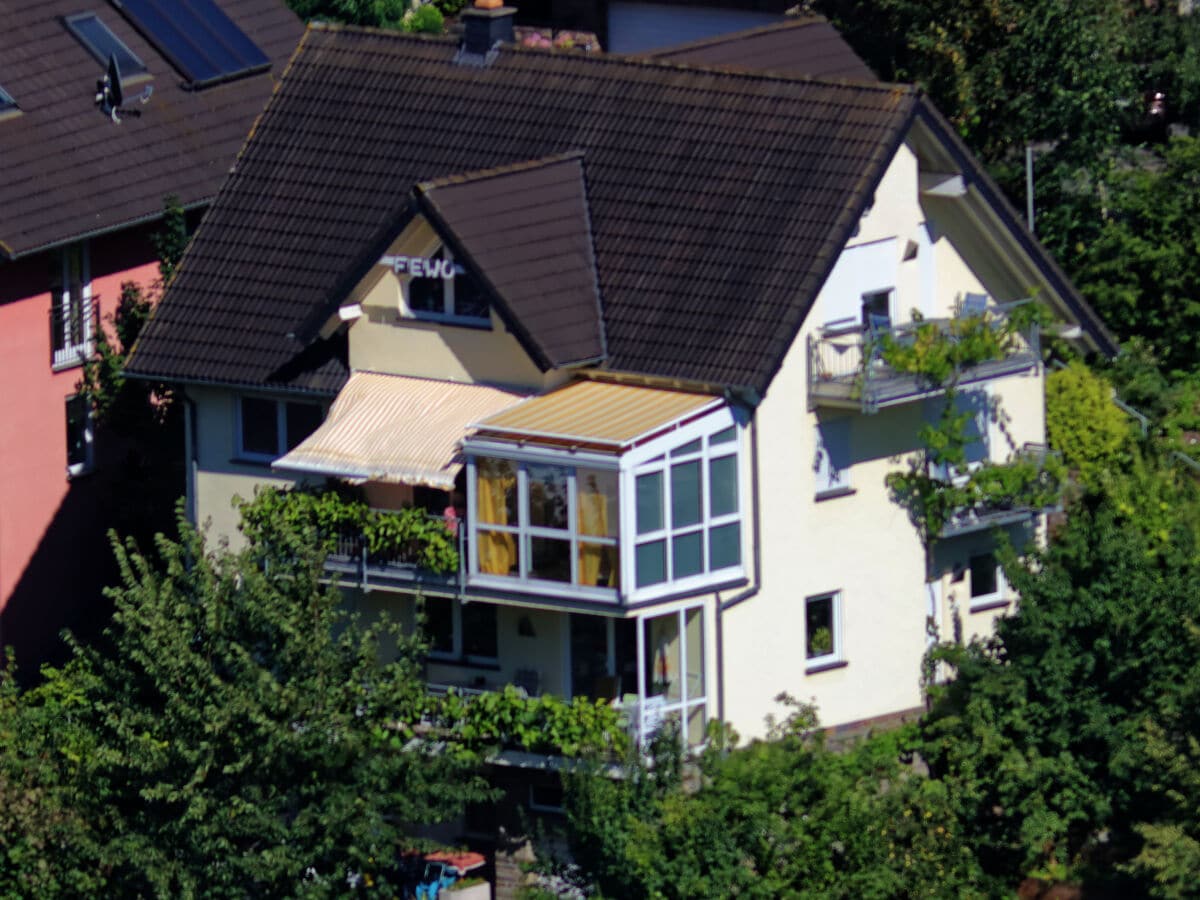 Zweiköniginnenhaus vom Aussichtspunkt Ausoniusstein