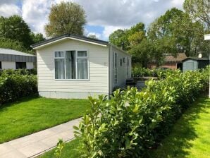 Ferienpark Komfort-Chalet an einem Freizeitsee - Lathum - image1