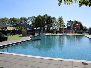 Parc de vacances Lathum  17