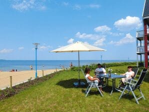 Parc de vacances Appartement à Rechlin avec un balcon - Rechlin - image1