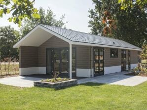 Parc de vacances Chalet moderne avec lave-vaisselle, à 6km d'Elburg - Porte d'entrée - image1