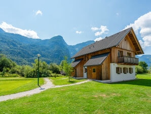 Holiday park Gemütliche Wohnung in Obertraun mit Pool - Hallstatt - image1