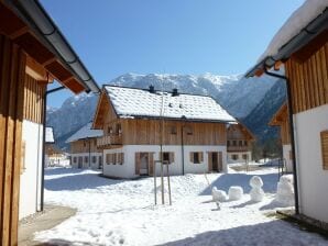 Holiday park Gemütliche Wohnung in Obertraun mit Pool - Hallstatt - image1