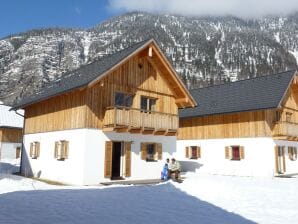 Holiday park Schönes Chalet in Obertraun mit Garten - Hallstatt - image1