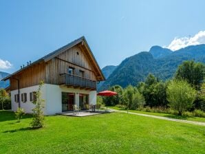 Holiday park Luxuriöses Chalet in Obertraun mit Pool - Hallstatt - image1