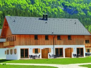 Holiday park Luxuriöses Chalet in Obertraun mit Pool - Hallstatt - image1