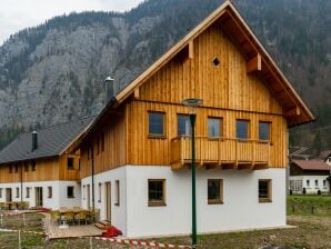 Ferienpark Luxuriöses Chalet in Obertraun mit Pool - Hallstatt - image1