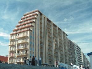 Holiday park Comfortable apartment with sea view - Blankenberge - image1