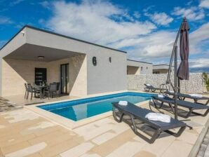 Holiday park Villas Resort in Vir with pool - Povljana - image1