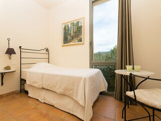 Holiday park Saumane-de-Vaucluse Features 24