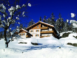 Winter am Felsen