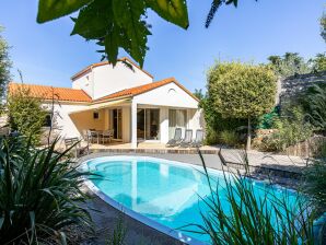 Parc de vacances Sophora 8: Villa avec piscine aux Sables d'Olonne - Le Château d'Olonne - image1