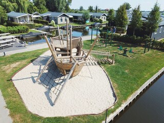Holiday park Giethoorn  34