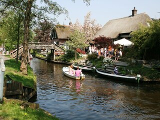 Holiday park Giethoorn Environment 12