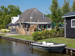 Holiday park Giethoorn  32