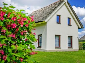 Holiday park Ferienhaus im Van der Valk Resort in Linstow - Dobbin-Linstow - image1