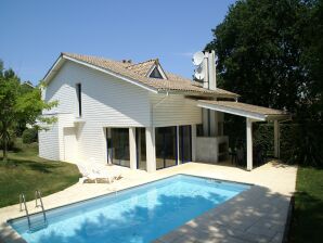 Holiday park Villa with private swimming pool, near beach - Moliets-Plage - image1
